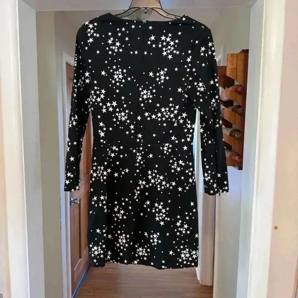 Kate Spade Saturday Dress Size 2 Black Star Print V Neck Mini Long Sleeve - Picture 2 of 10